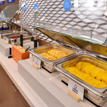 Holiday Inn Express Hotel & Suites Columbus By Ihg Экстерьер фото