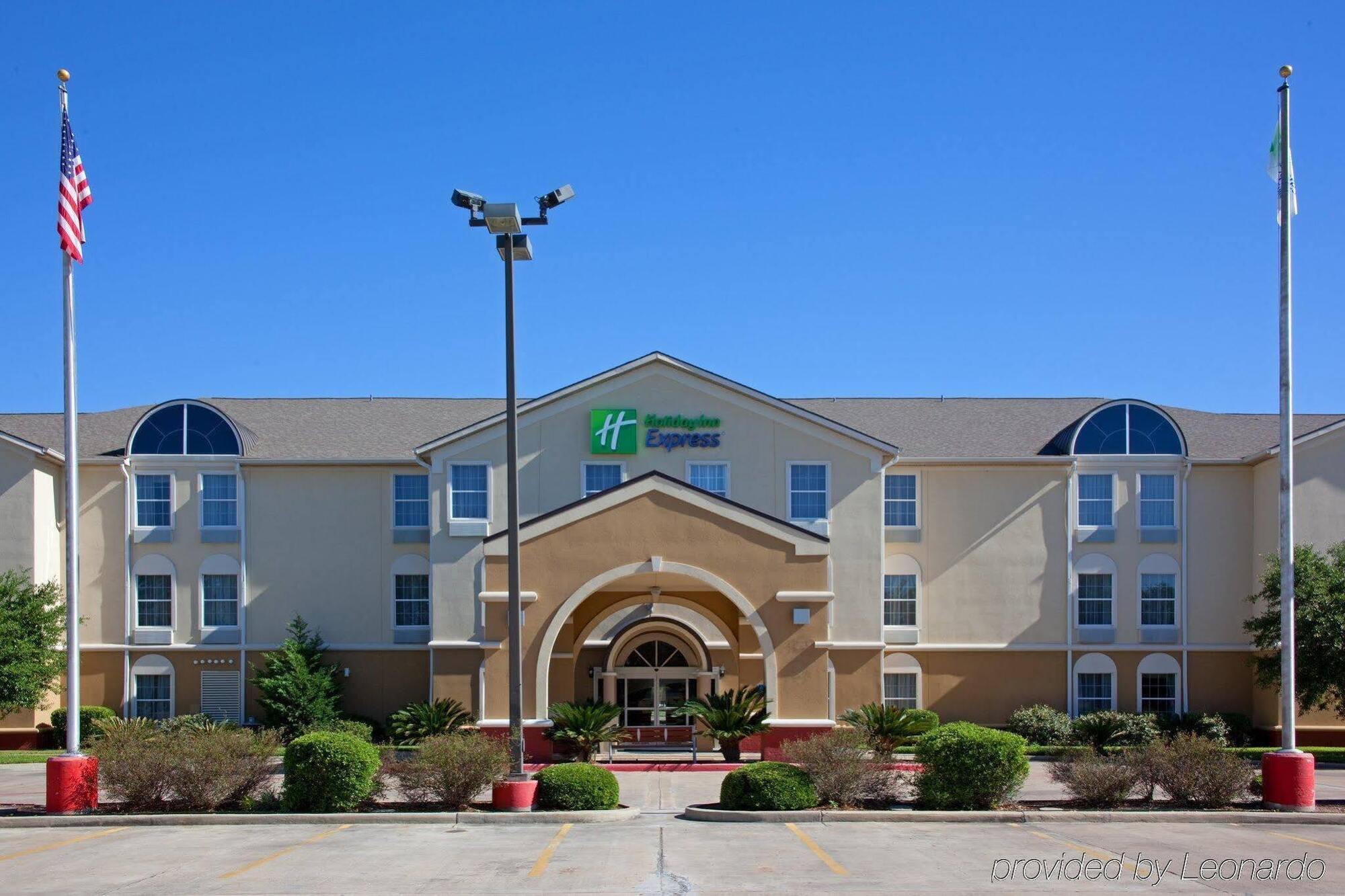Holiday Inn Express Hotel & Suites Columbus By Ihg Экстерьер фото