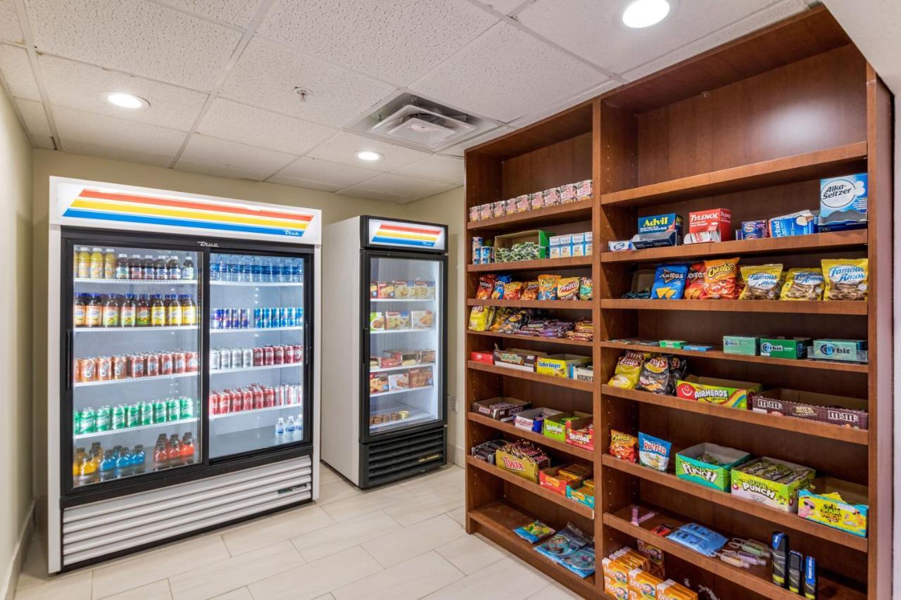 Holiday Inn Express Hotel & Suites Columbus By Ihg Экстерьер фото